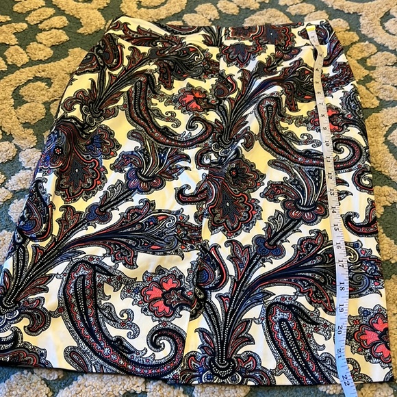 Ann Taylor | Paisley print skirt - Picture 4 of 4